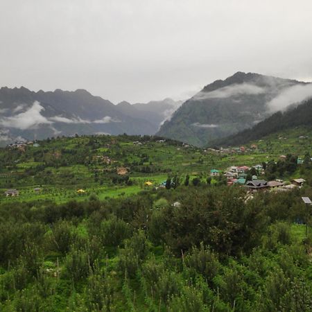Sukun Hostel Sainj Kültér fotó