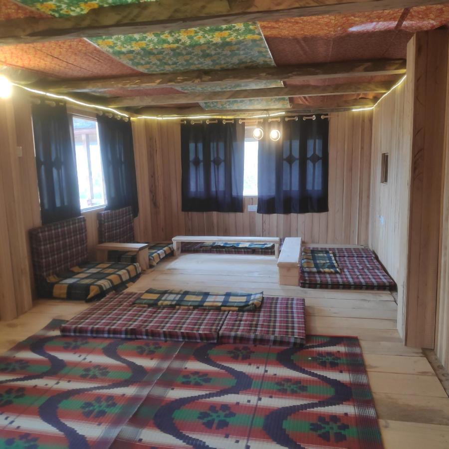 Sukun Hostel Sainj Kültér fotó