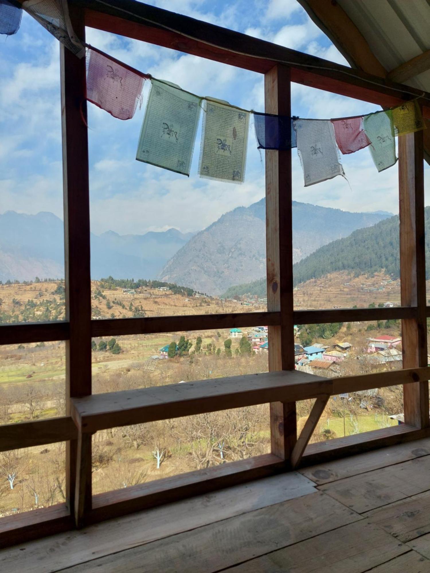 Sukun Hostel Sainj Kültér fotó