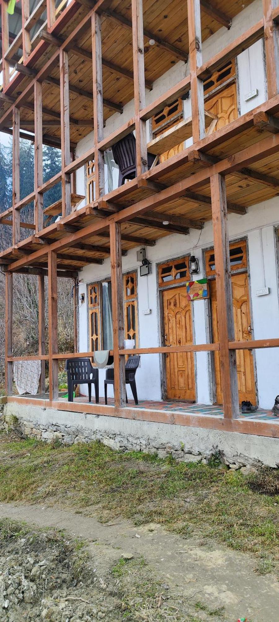 Sukun Hostel Sainj Kültér fotó